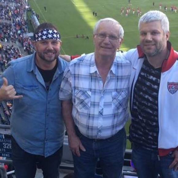 Meet your Posher, Miles - Picture 1 of 1